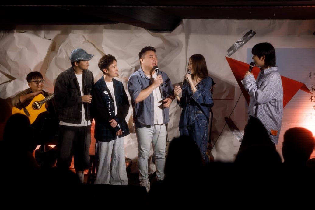 俊倩不避嫌选唱旧爱歌曲 被车志立调侃：都不尴尬