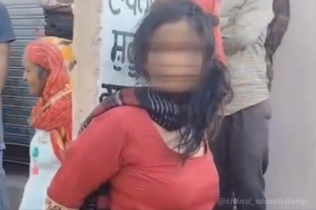 儿子与人妻私奔 害惨母亲遭绑电线杆“集体羞辱”及被村民群殴