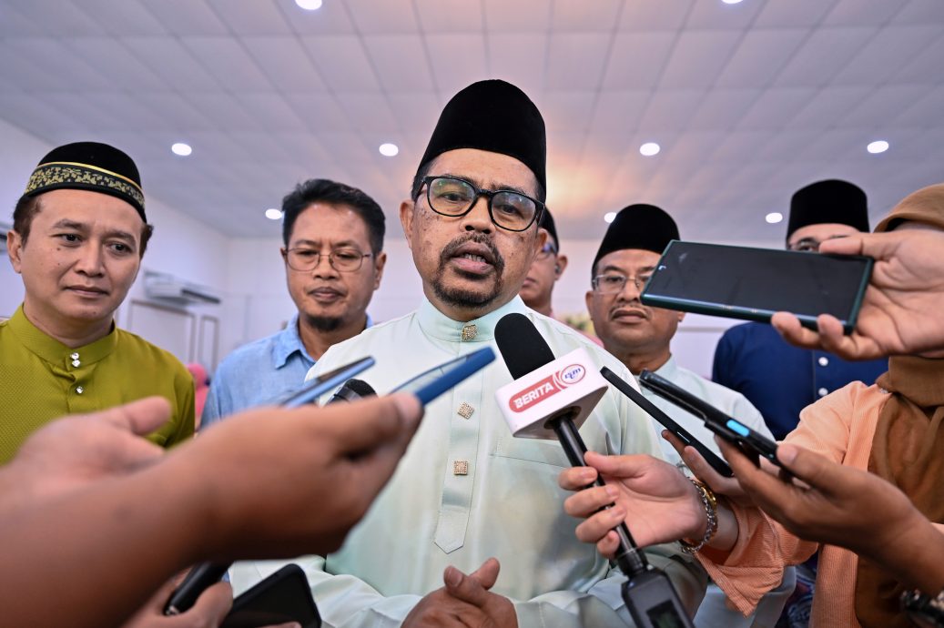 全国:全国公共及民事职工总会