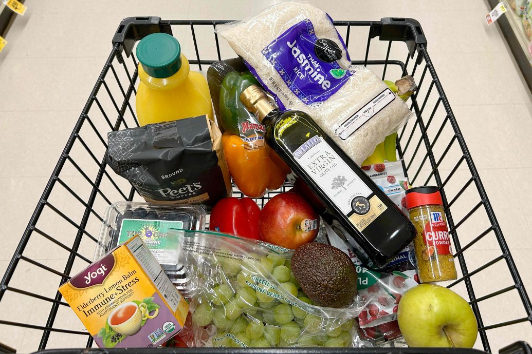 关税大刀挥下 美国人创囤货