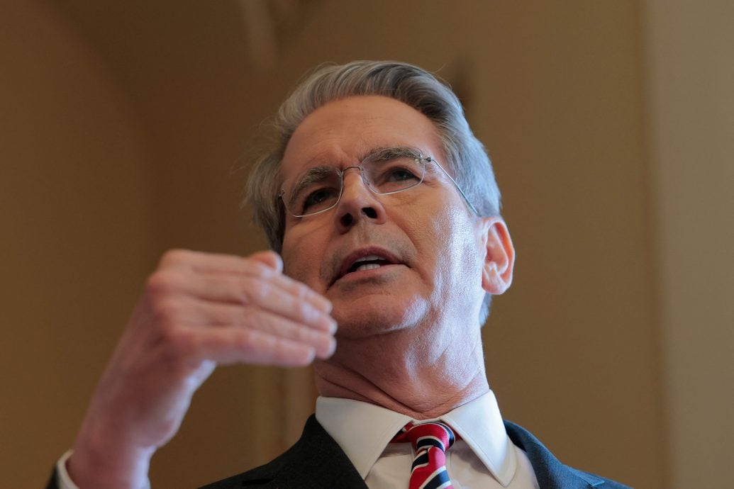 关税战能否降温 美财长:“取决于中国”