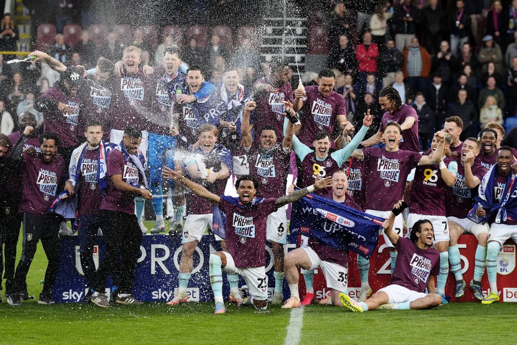 剩余2轮英冠领先谢菲联8分  利兹（伯恩利）携手重返英超