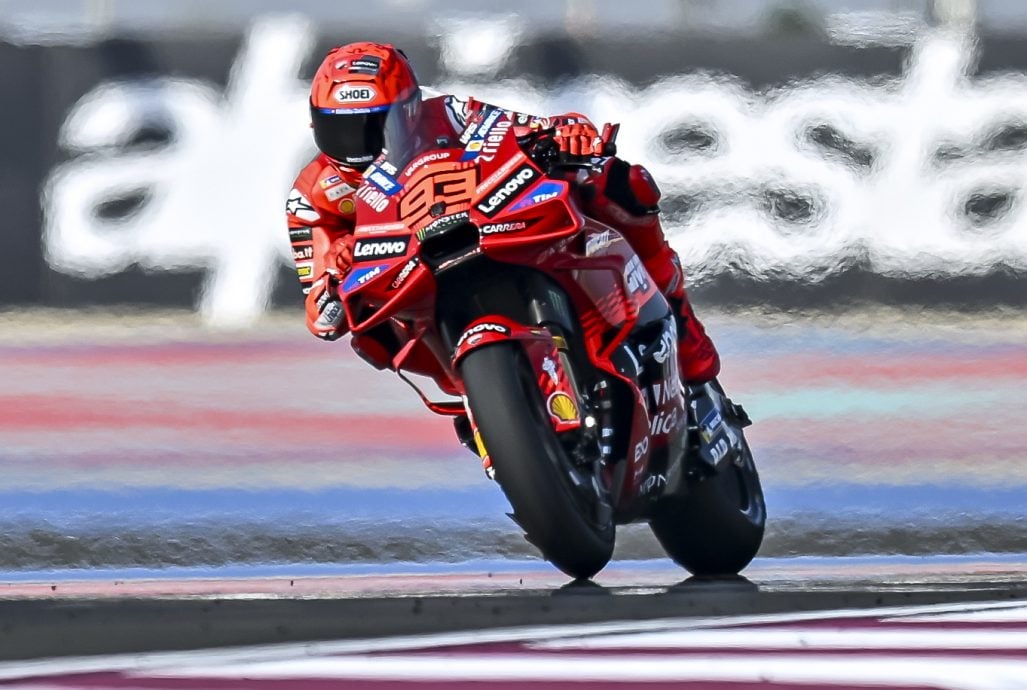 卡塔尔站MotoGP|马克前4站都夺杆位 再现马奎兹兄弟相斗戏码