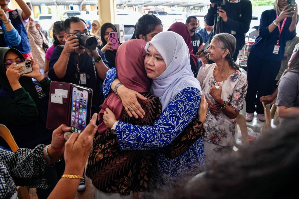 即时国内∕教长:SPM外语科只是选考科 不存在边缘化任何语文科 我女儿也考8A