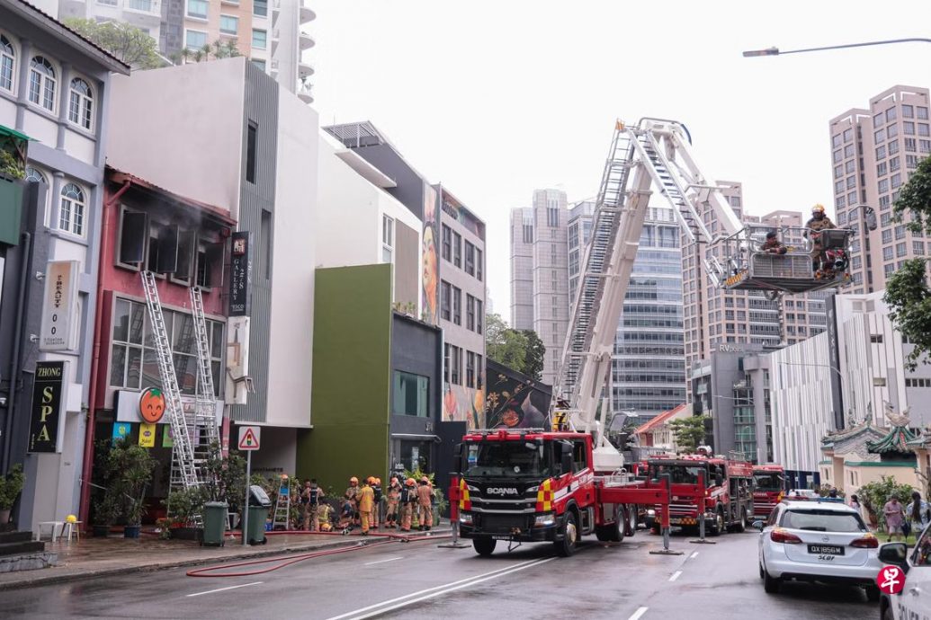 **即时国际**国:狮城教育中心大火客工接力救 1童不幸亡19人伤