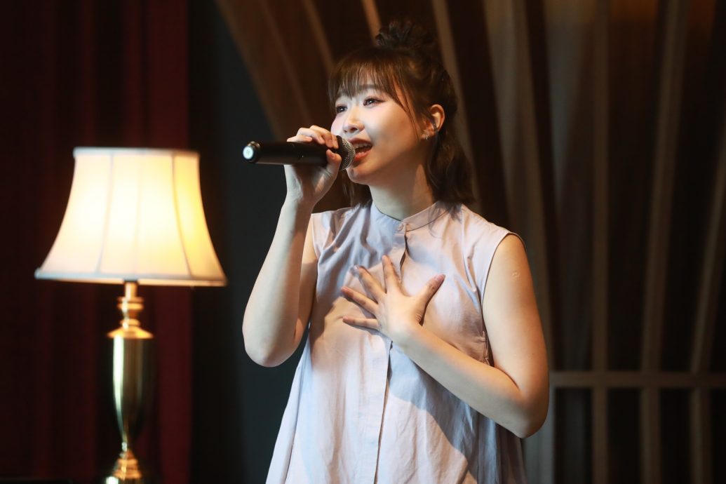 可晴吐槽“DJ做闷了”重拾旧业 温力铭创作流行福音压力大