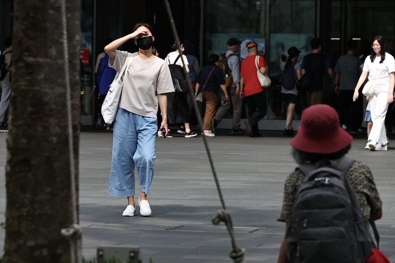 台湾新北石碇凌晨仅9.8度 吴德荣：日夜温差逾15度