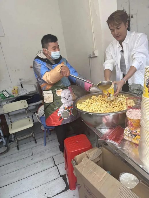 吴克群贴钱送暖被拒 脑瘫少年妈妈:我们不卖可怜