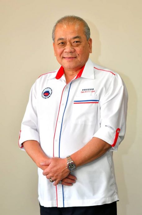 吴添泉评论习近平将访马：冀马中与东盟寻共识应对美国关税战