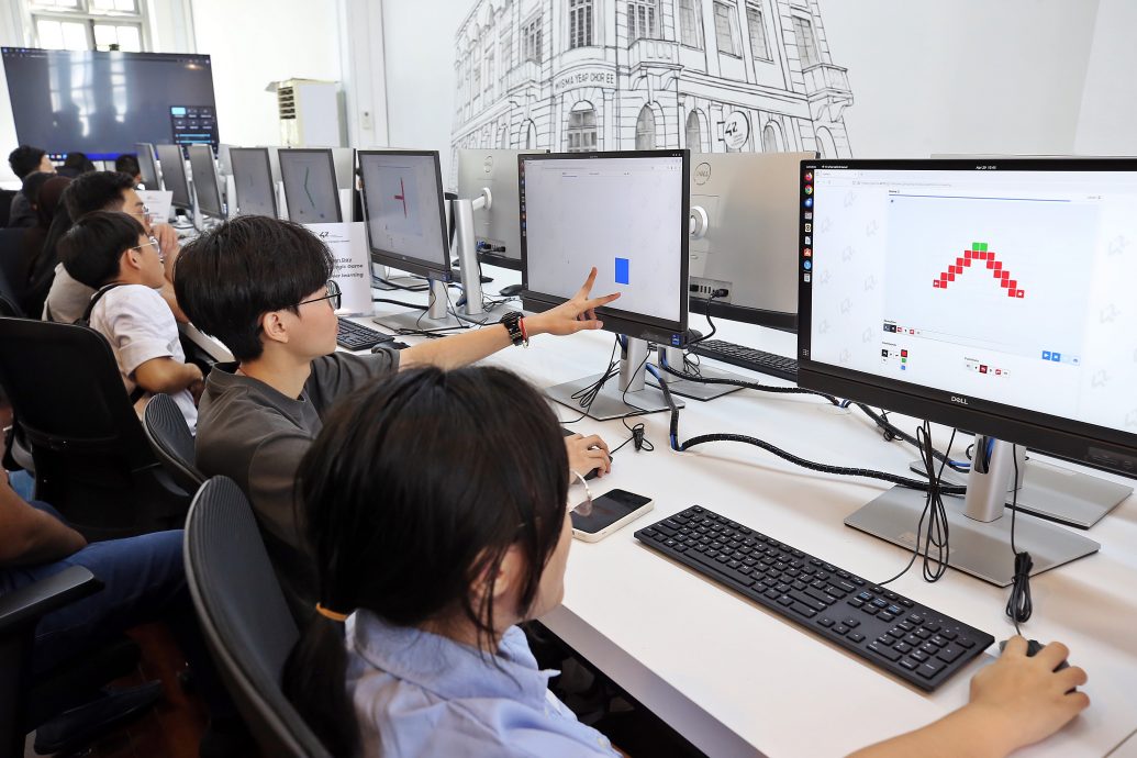 哥宾星：50年约186万人离开国家