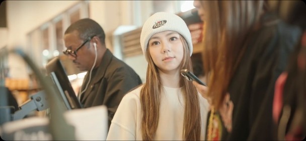 圆儿时梦想出书当作家 邓紫棋财女晋身才女　