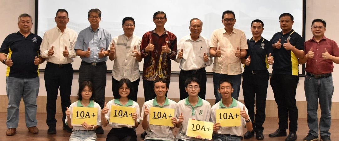 (大北马)SPM,日新中学考生100%及格,349人考5A或以上