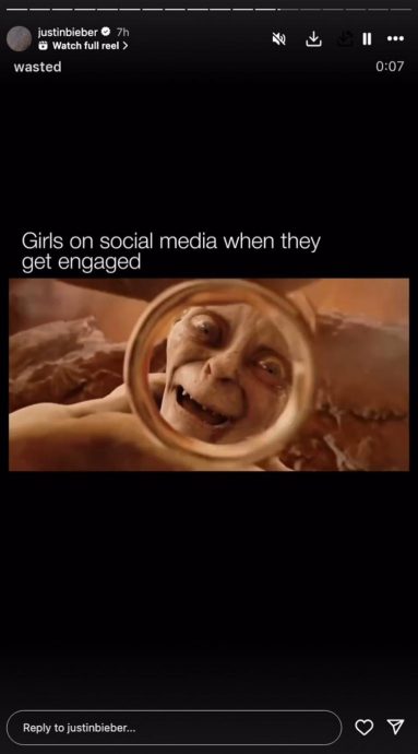 小贾贴《魔戒》迷因图 嘲讽赛琳娜网上炫订婚