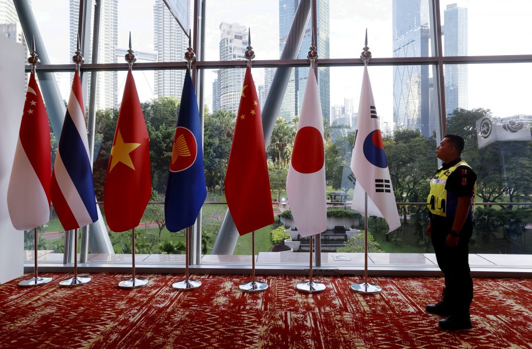 已签/中日韩三方在吉隆坡会晤 料商美国关税及反制措施