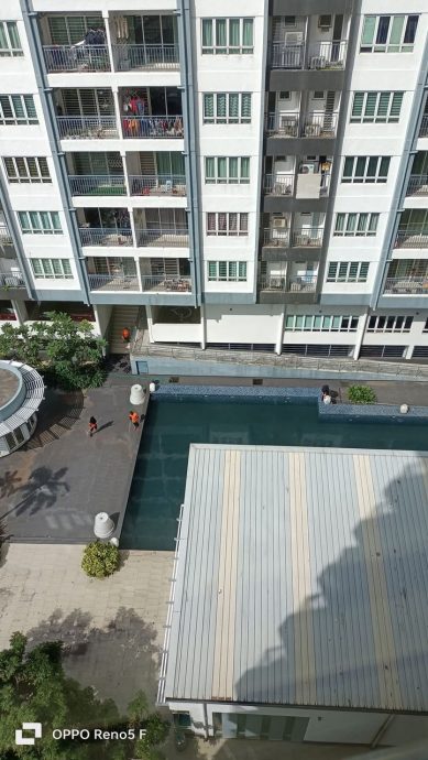 布特拉高原天然气管泄漏燃烧/天然气管燃烧沙土飞天 车远至蒲种也“中招”