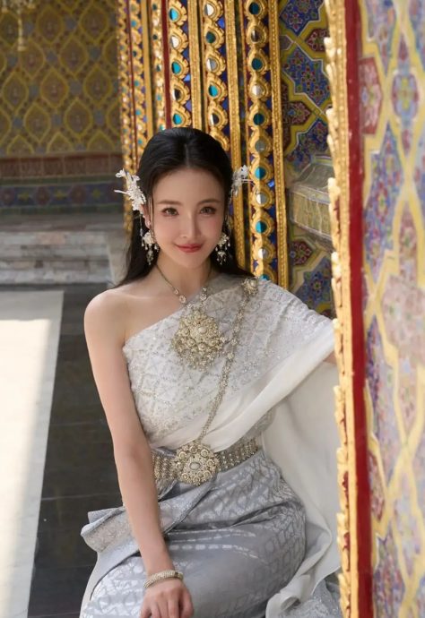 张檬产子喜讯秒变翻旧账 当小三黑历史被挖