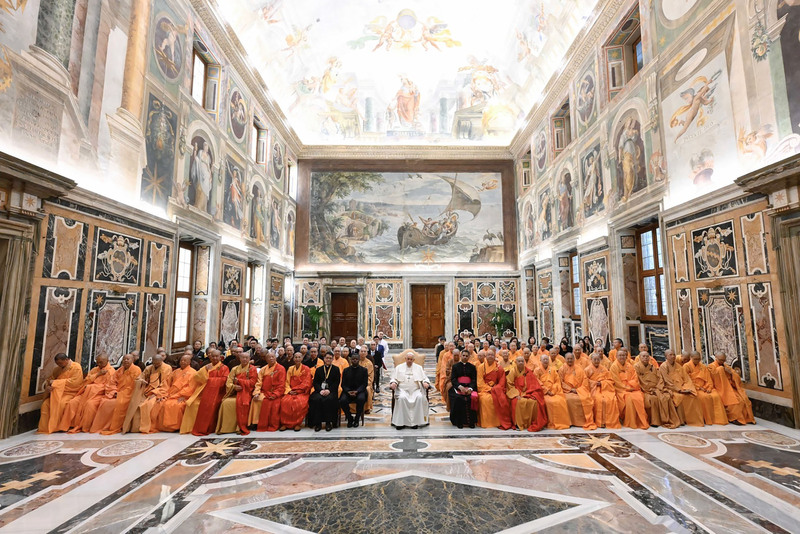 心保和尚缅怀教宗方济各辞世