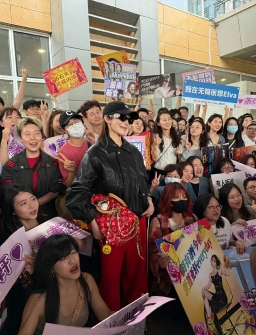 机场亮相准备复出 萧亚轩上音综当导师