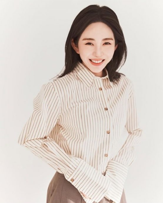 权珉娥退出AOA 6年 疑精神崩溃陷恐惧感