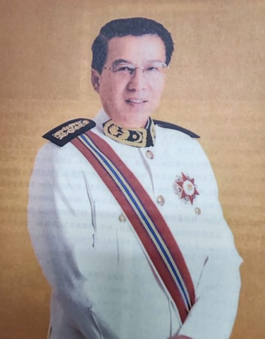 李昇被列为杰出华人代表