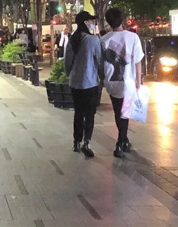 李镇浩泄疑似金赛纶吻“男友”视频 曝金秀贤同期有秘密女友