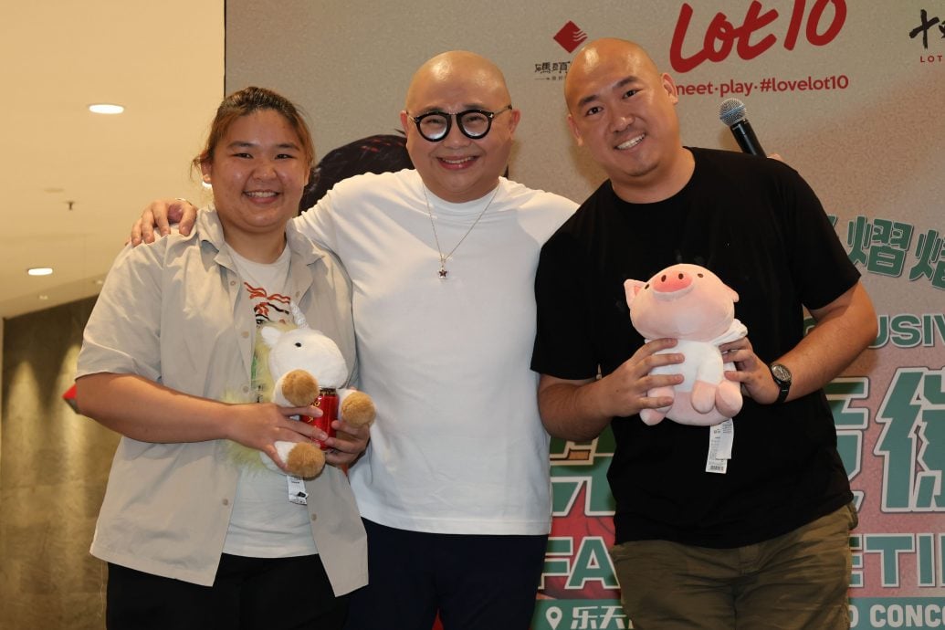 梁竞徽首来马办见面会 陈山聪惊喜现身惹尖叫	