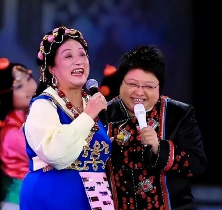 母亲雍西去世 韩红遵照遗愿不办仪式