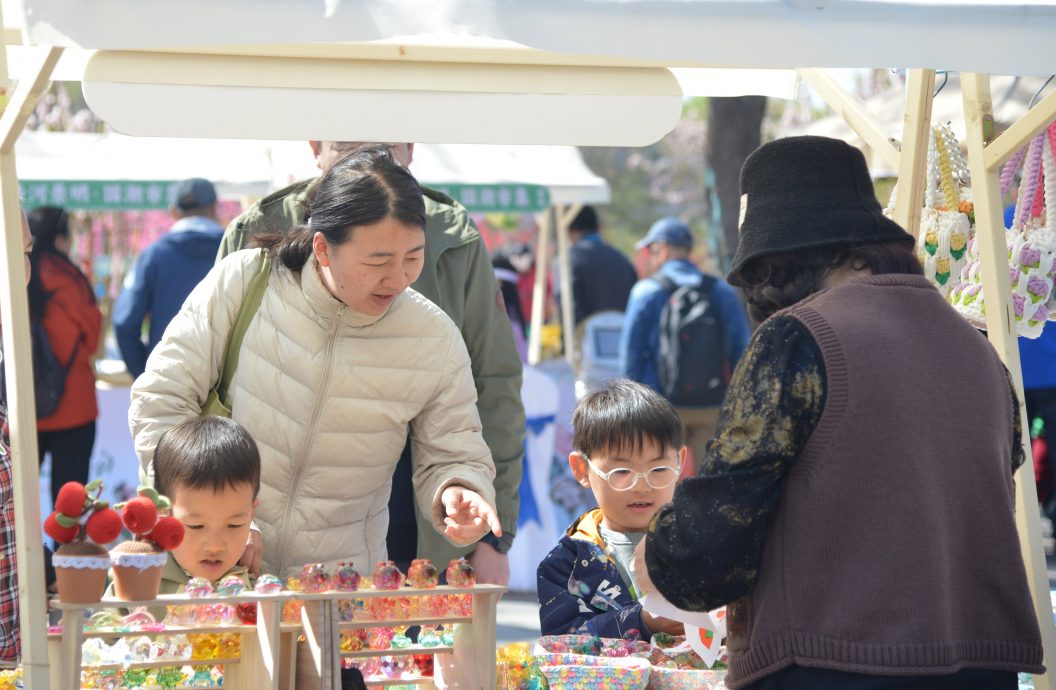 清明假期北京重点商圈客流量超过2400万人次