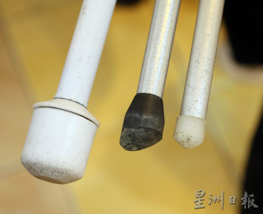 焦点（4月2日）：导盲砖01（摄影：谭湘璇）