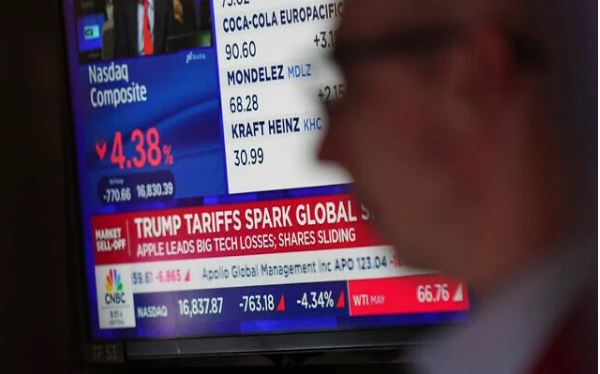 特关税前精准脱手！扎克伯格3大咖提前套现变身“股神”