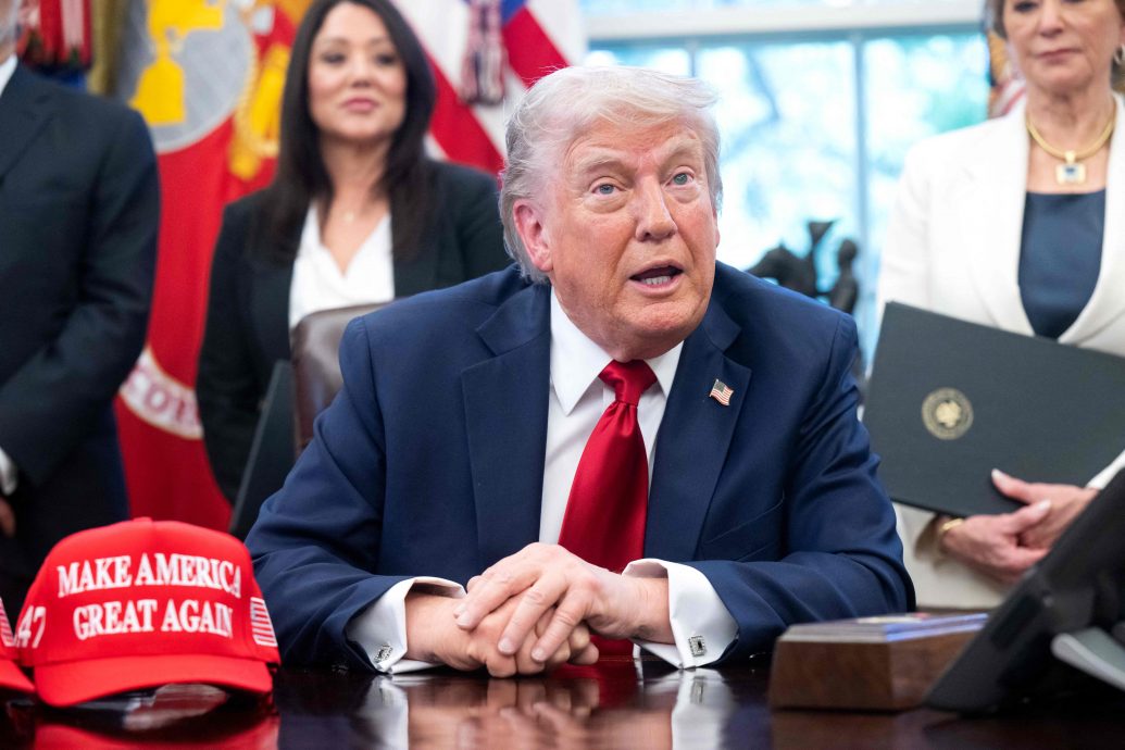 特朗普锁定未达协议国家  2至3周内重启对等关税 