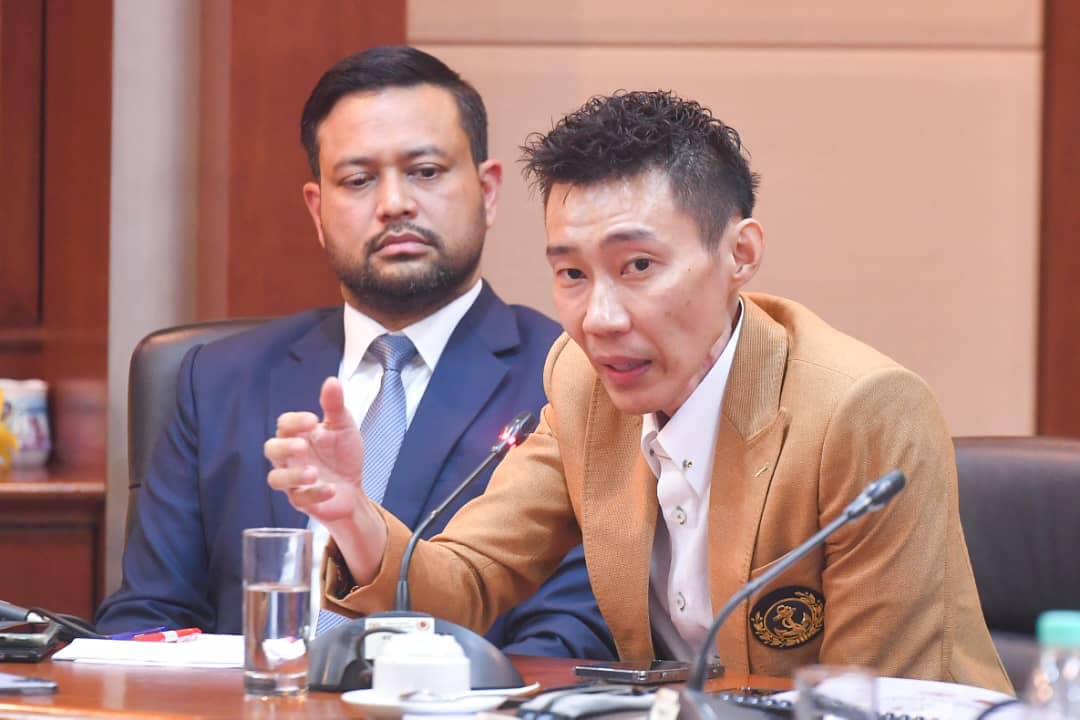 球员以转当自由人为筹码索求更多  李宗伟：羽总别为少数人轻易让步