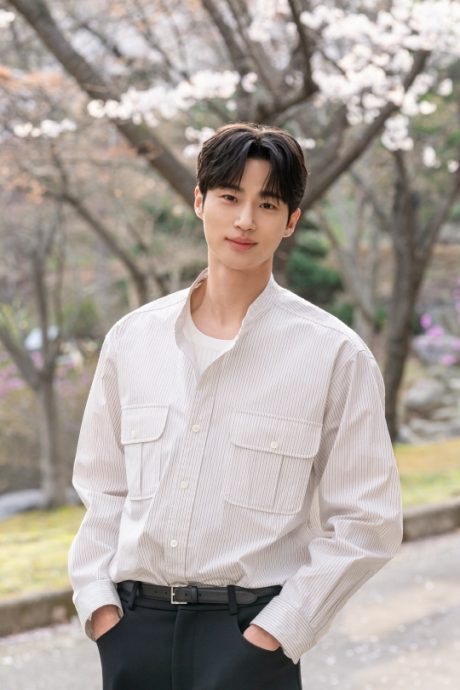 百想人气奖开跑2天票数破百万 惠利暂居第一被质疑刷票