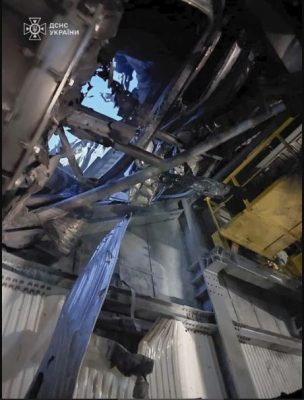 看世界)切诺拜尔核电厂防护罩受损 乌克兰寻求解决方案