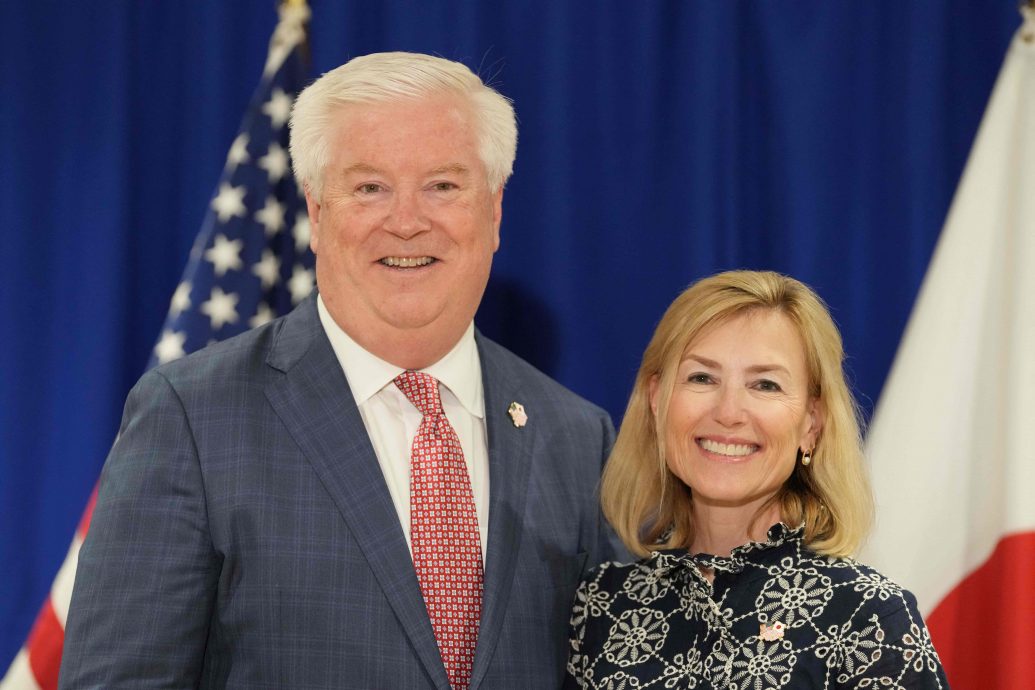 看世界)美驻日大使:美国和日本需合作应对中国