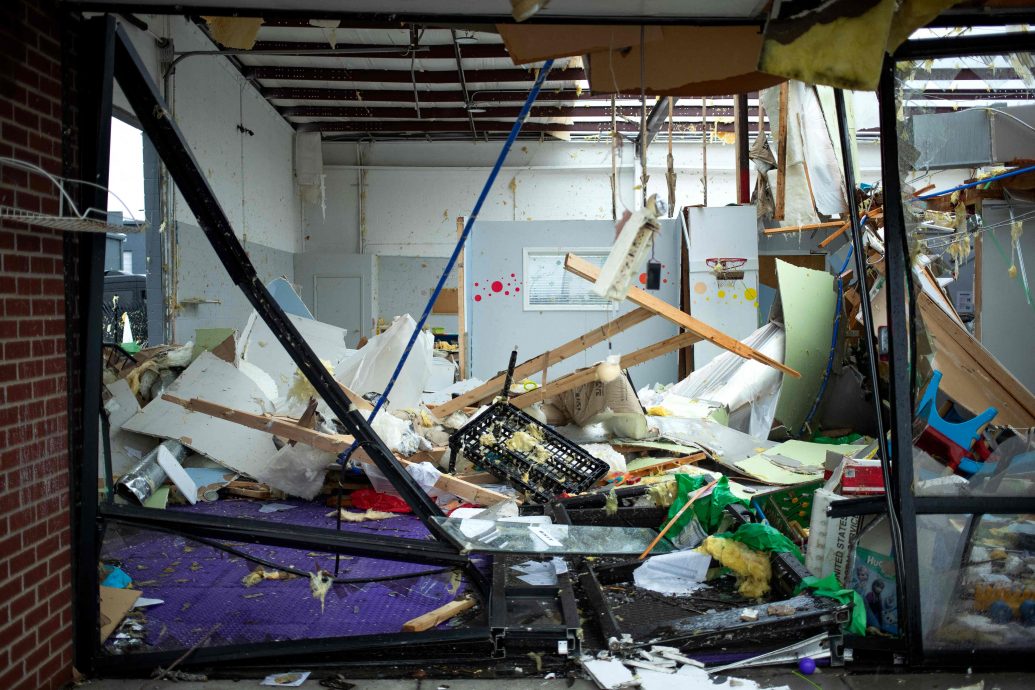 美国中部及南部遭龙卷风吹袭酿至少7死 气象局:或现百年一遇雨灾