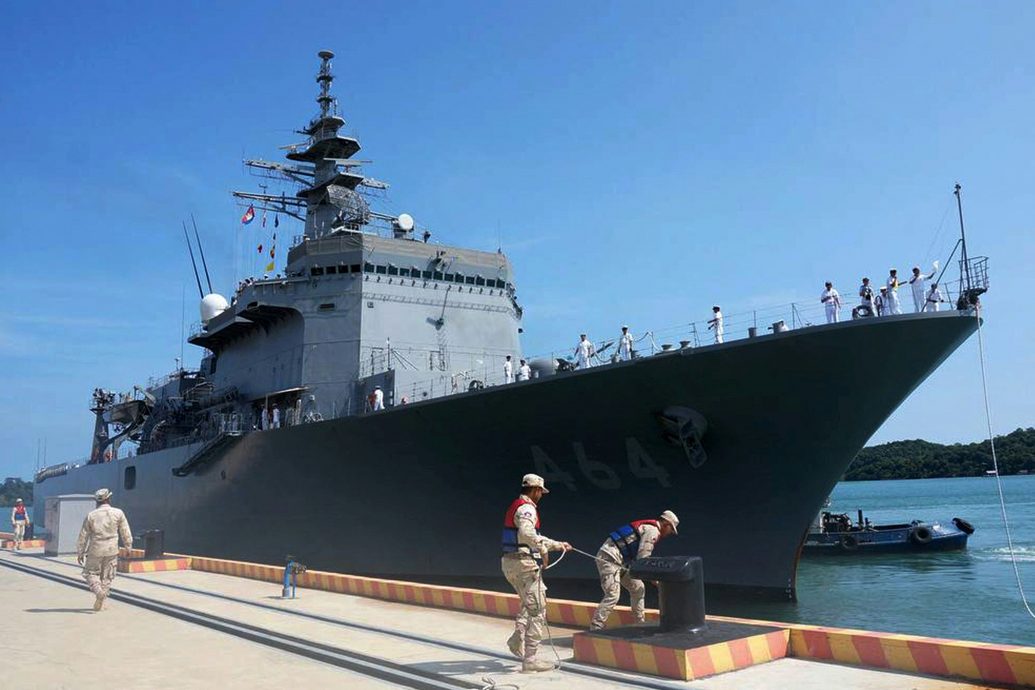 翻新后首批访客 日本两军舰停靠柬埔寨云壤海军基地