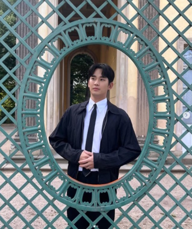 节目“露脸”被马赛克处理 金秀贤遭HYBE切割