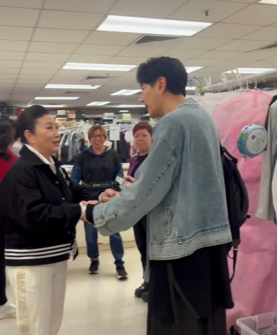 萧正楠公开儿子乳名 回TVB扫楼派姜醋