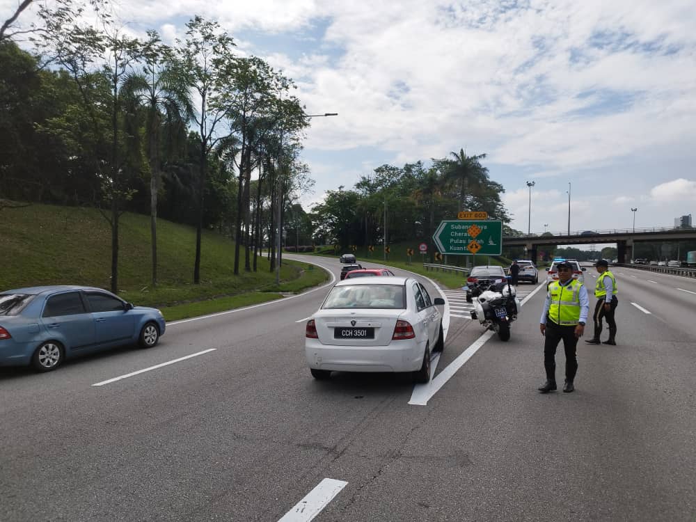 蒲种天然气管爆炸| 南北大道受影响路段双向关闭