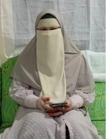 认识三周带回家过节 男子惊讶女友竟是男的!