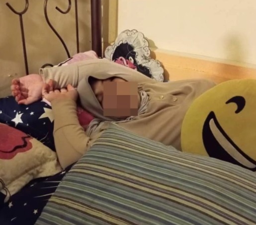 认识三周带回家过节 男子惊讶女友竟是男的!