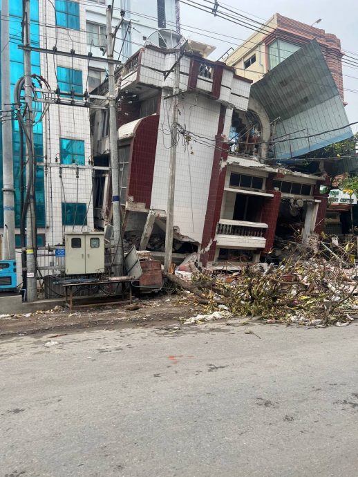 请制图集//缅甸7.7级强震|没有相机的摄影 用手机记录爱与希望
