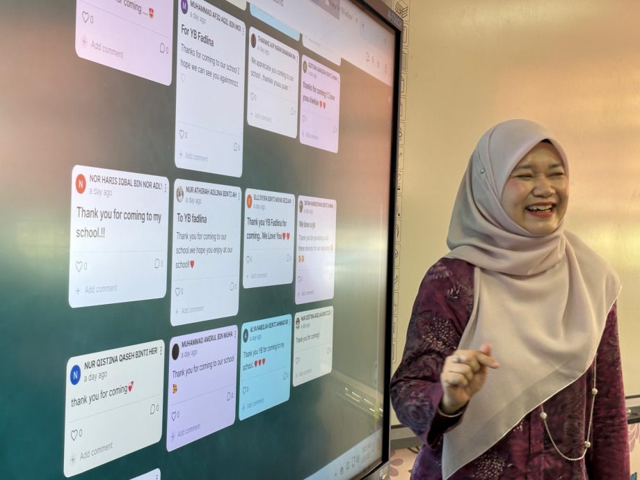 请签发(全国版)槟州成全国首个实现所有学校配备智能白板州属 教长希望2027年扩大到全国学校