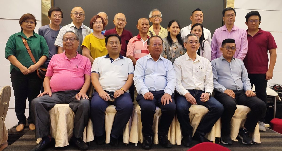 请签发（全国版）马来西亚酱油厂总会会员代表大会讨论美国对全球贸易伙伴加征关税影响