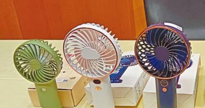 逛街带风扇遭酸太娇贵? Z世代避暑方式掀世代论战