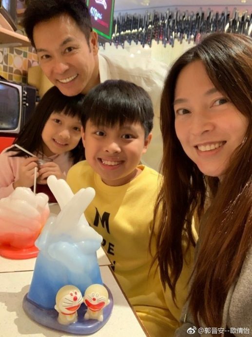 郭晋安离婚1年冒黑眼圈　单亲爸生活曝光自爆失眠