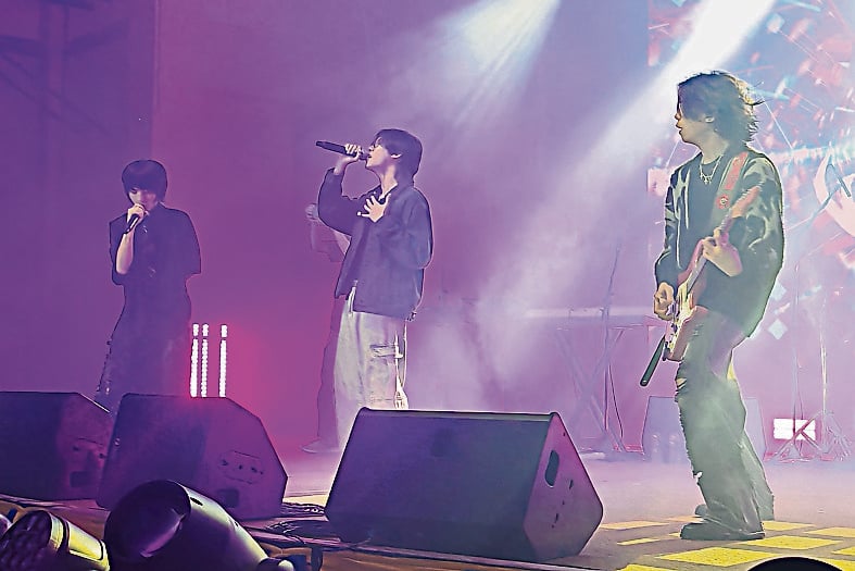 重传(大北马)“夏日赴乐”歌曲发表会,百人嗨翻天。