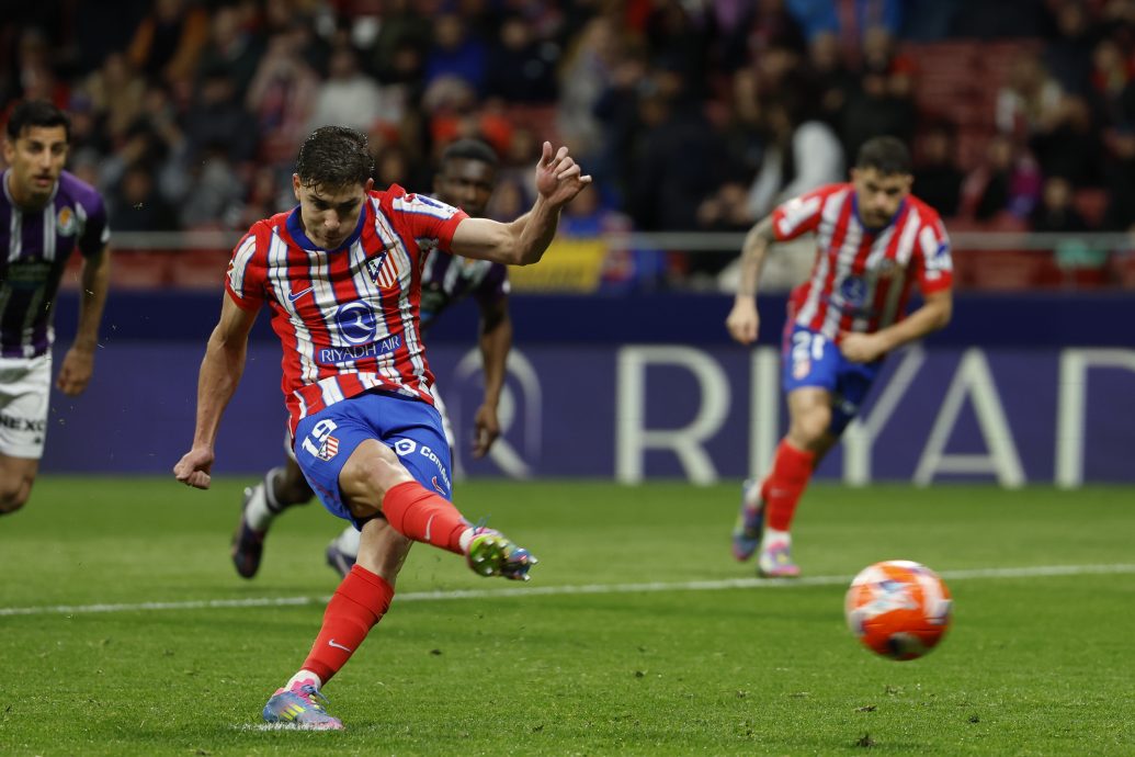 阿尔瓦雷斯独中双元  马体会告捷续巩固前三