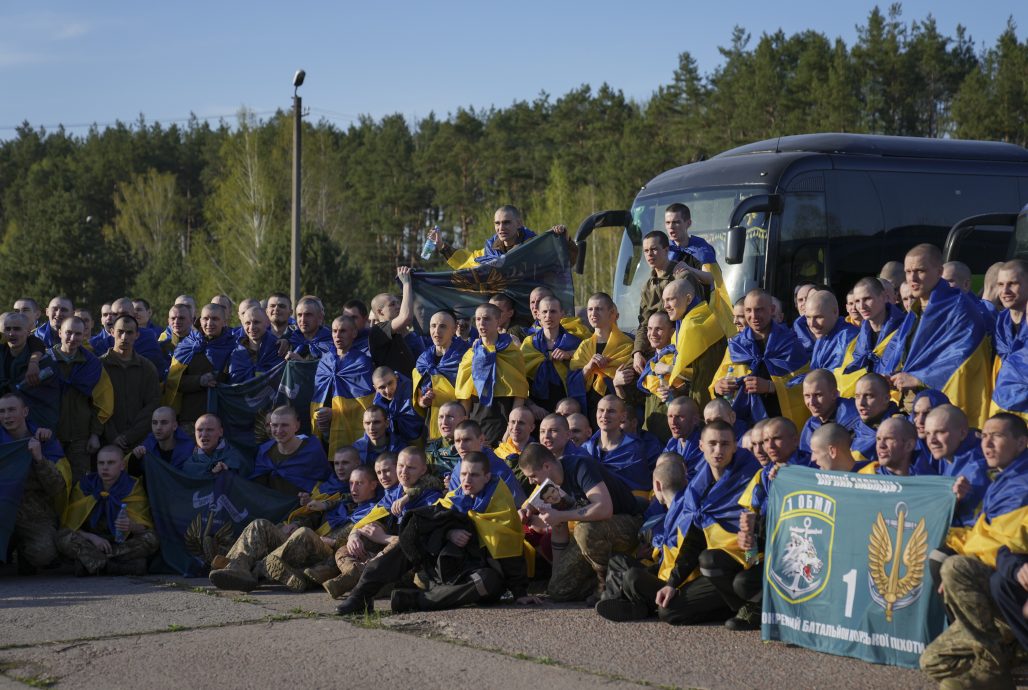 阿联酋居中斡旋　俄乌交换逾500名战俘 